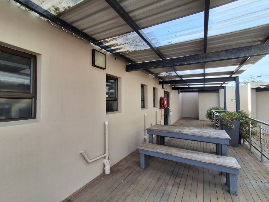 To Let Commercial Property for Rent in Nahoon Eastern Cape